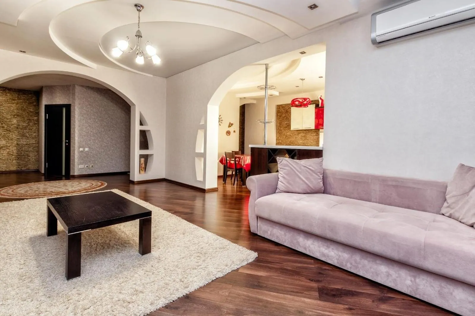 Люкс Апартаменты На Правом Берегу, 2 Комнатны Nur-Sultan  Apartment
